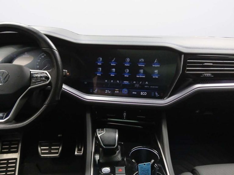 Volkswagen Touareg R 3.0 V6 eHybrid 4MOTION - photo 11