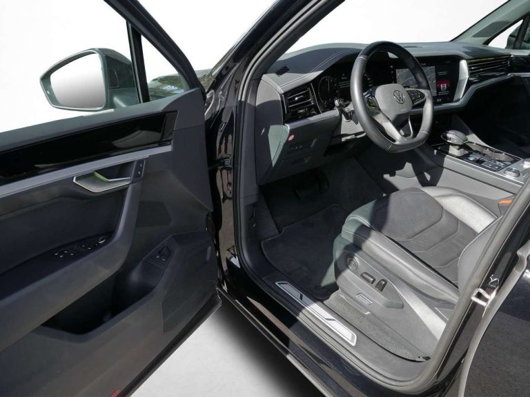 Volkswagen Touareg 3.0 V6 eHybrid 4MOTION Elegance - photo 14
