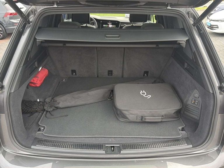 Volkswagen Touareg R 3.0 V6 TSI eHybrid 4MOTION - photo 9