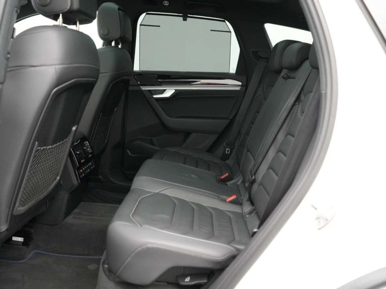 Volkswagen Touareg R eHybrid 4MOTION - photo 9