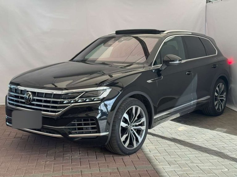 Volkswagen Touareg 3.0 V6 Hybrid Elegance