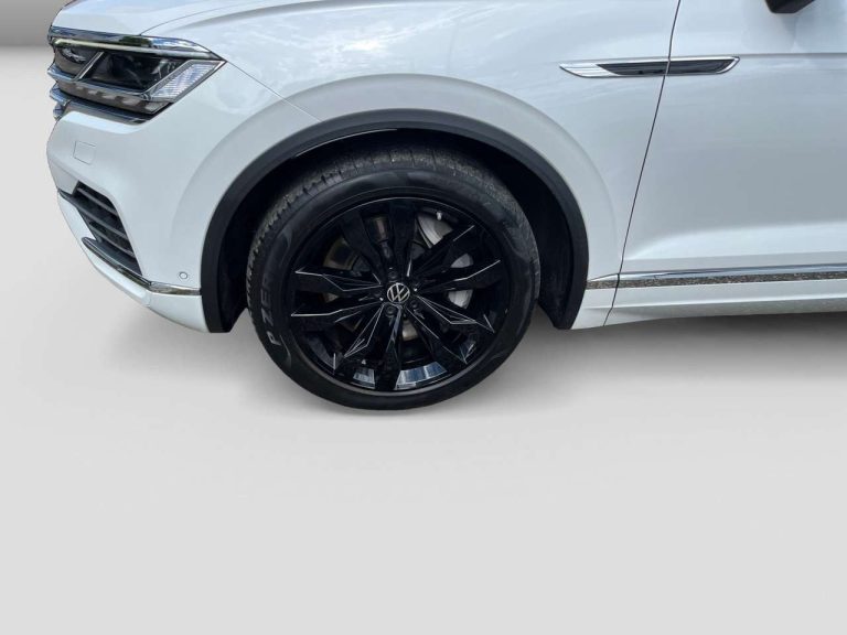 Volkswagen Touareg 3.0 V6 TSI eHybrid 4MOTION Elegance - photo 3
