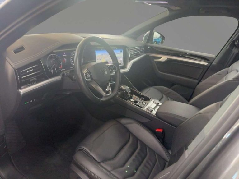 Volkswagen Touareg 3.0 V6 eHybrid 4MOTION Elegance - photo 5