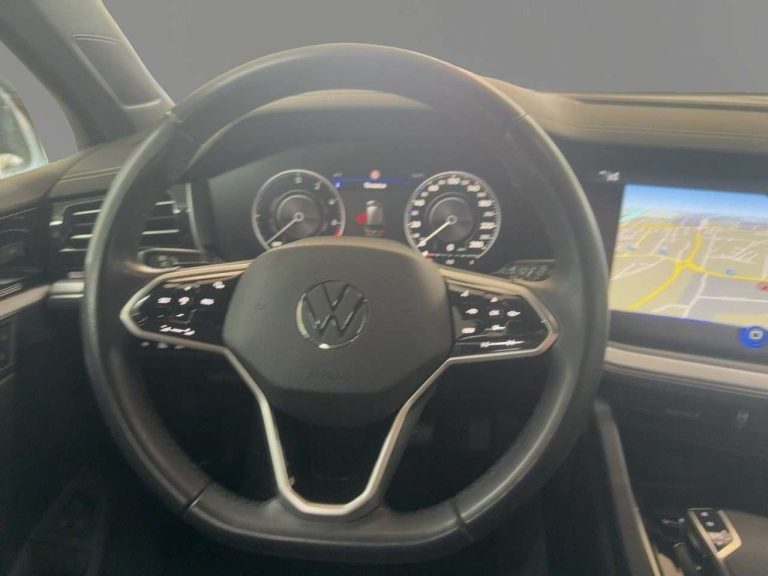 Volkswagen Touareg 3.0 V6 eHybrid 4MOTION Elegance - photo 8