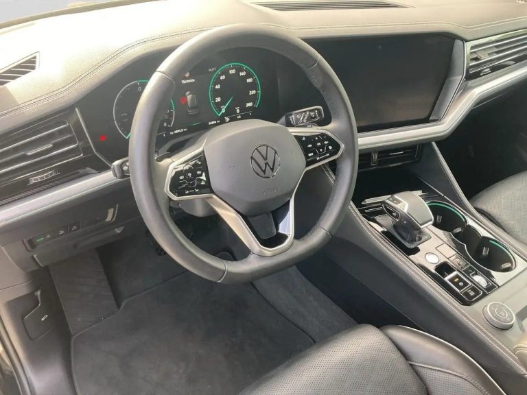 Volkswagen Touareg eHybrid Elegance - photo 8