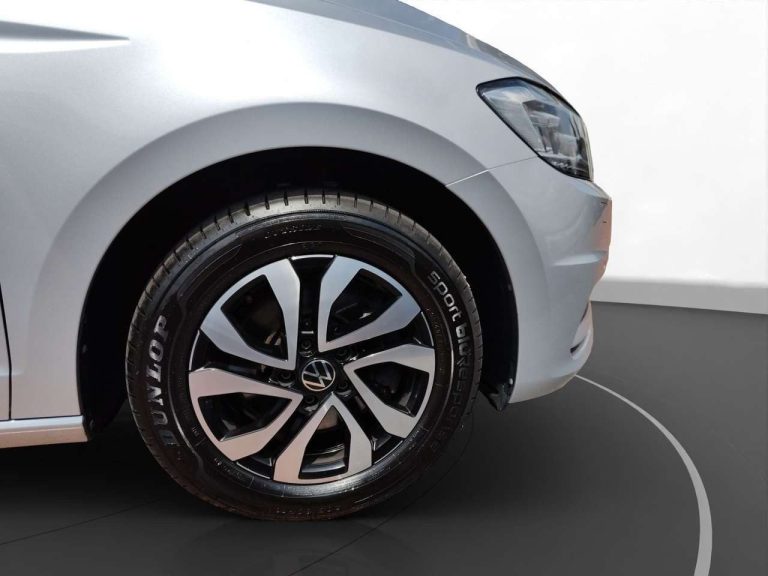 Volkswagen Touran 2.0 TDI DSG Active - photo 12