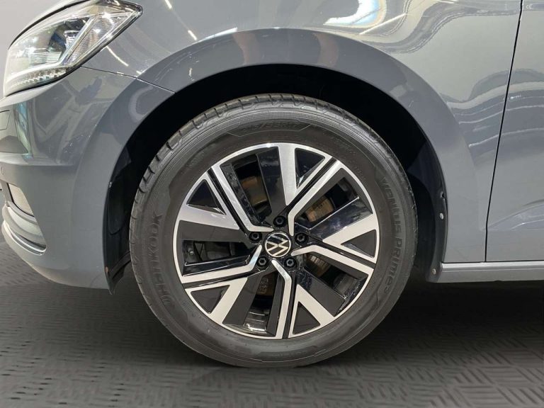 Volkswagen Touran 2.0 TDI DSG Highline - photo 16