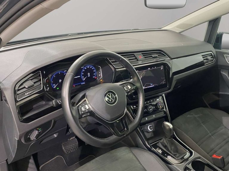 Volkswagen Touran 2.0 TDI DSG Highline - photo 6