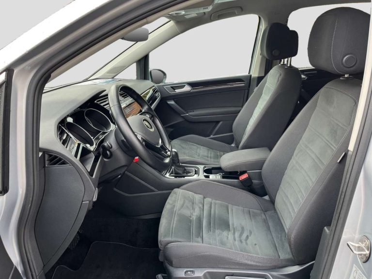 Volkswagen Touran 1.5 TSI DSG Highline - photo 6