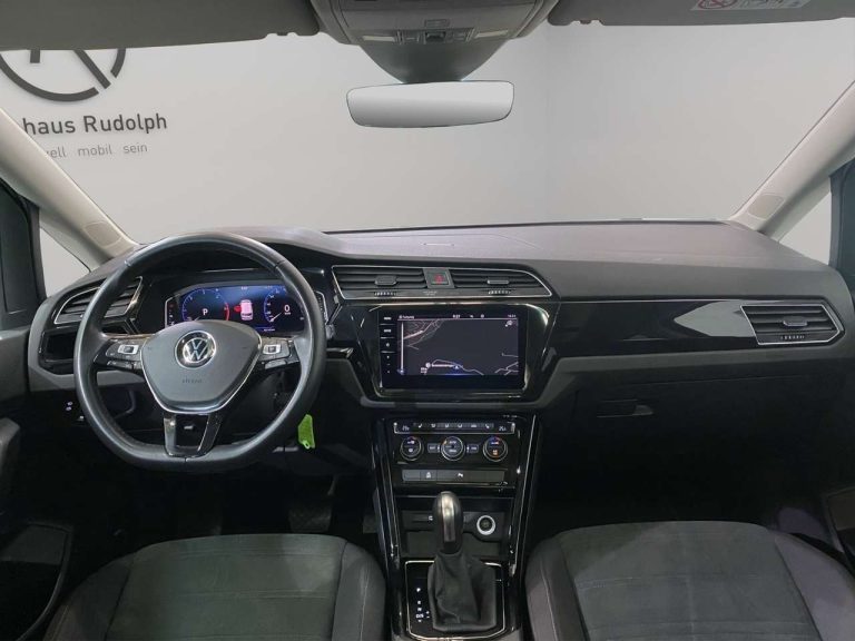Volkswagen Touran 2.0 TDI DSG Highline - photo 8