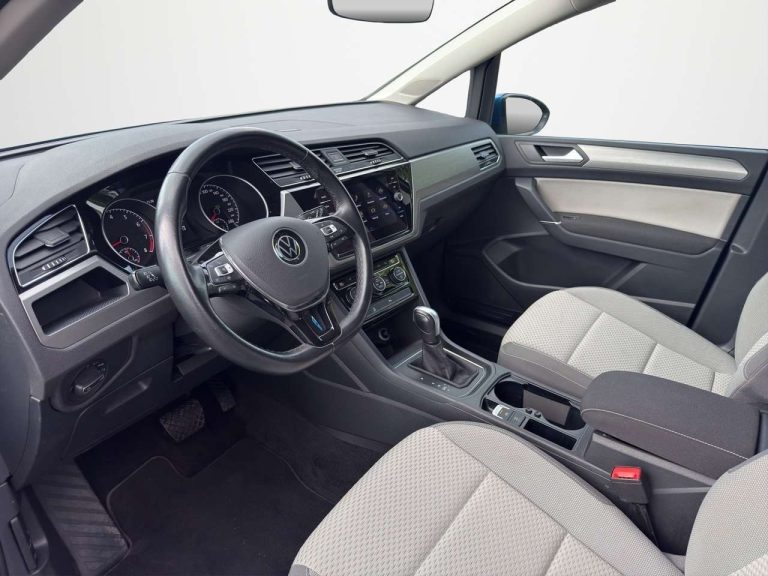 Volkswagen Touran 1.5 TSI DSG Comfortline - photo 9
