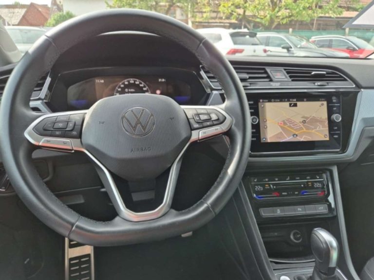 Volkswagen Touran Active 1.5 TSI DSG 7 places - photo 6
