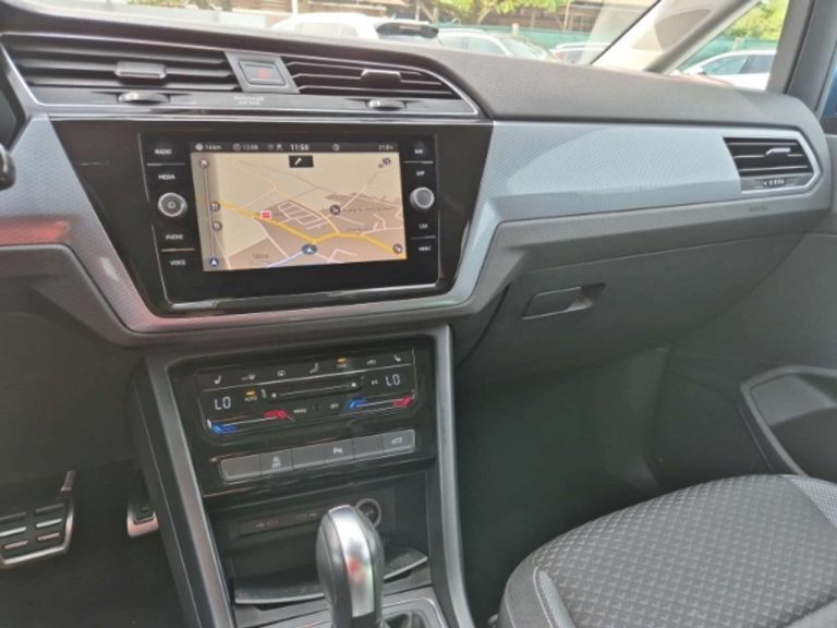 Volkswagen Touran Active 1.5 TSI DSG 7 places - photo 8