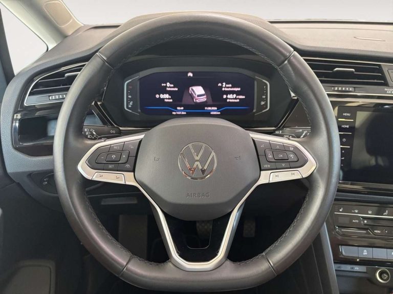 Volkswagen Touran 2.0 TDI DSG - photo 9