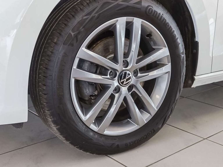 Volkswagen Touran 1.5 TSI DSG Comfortline - photo 8