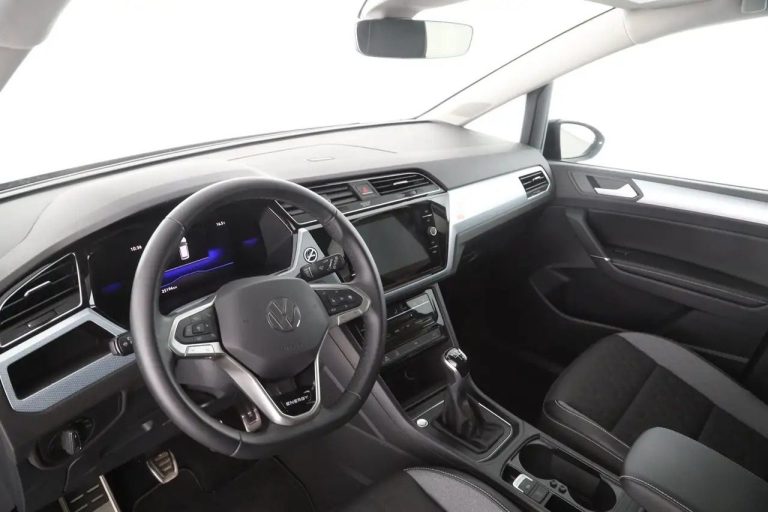 Volkswagen Touran 1.5 TSI Energy 7 places - photo 11