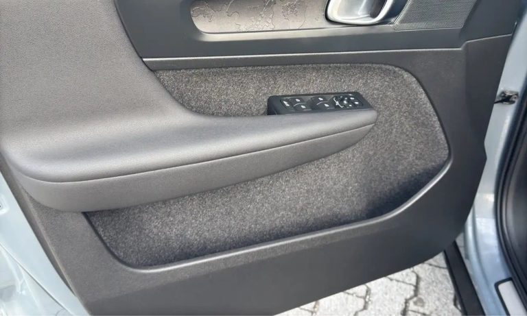 Volvo C40 Recharge Single Motor - photo 10