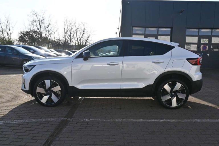 Volvo C40 Recharge Pure Electric Plus - photo 3