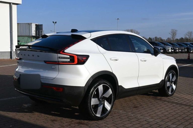 Volvo C40 Recharge Pure Electric Plus - photo 5