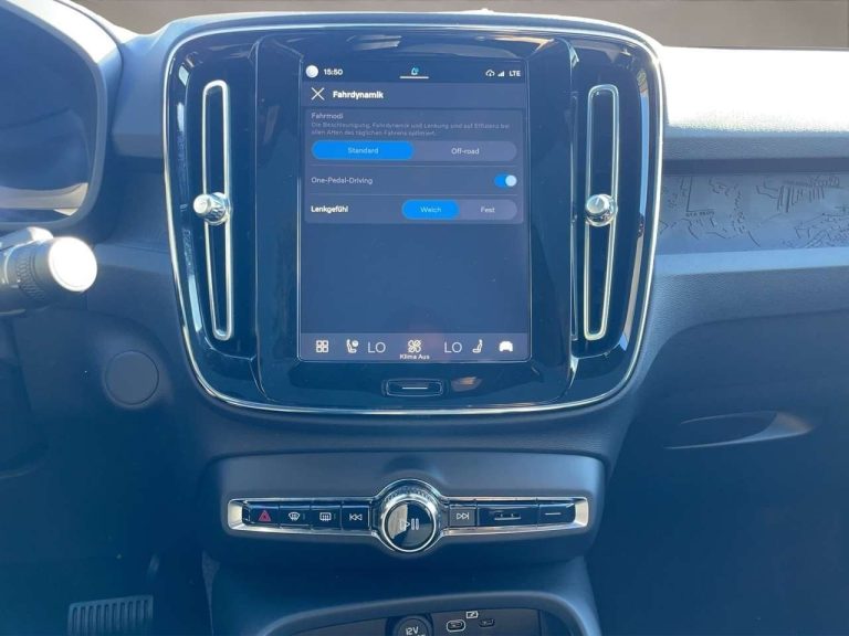 Volvo C40 Recharge Twin Motor AWD Core - photo 9