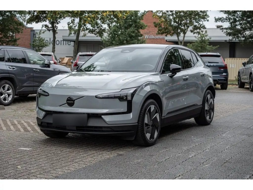 Volvo EX30 Extended Range Plus