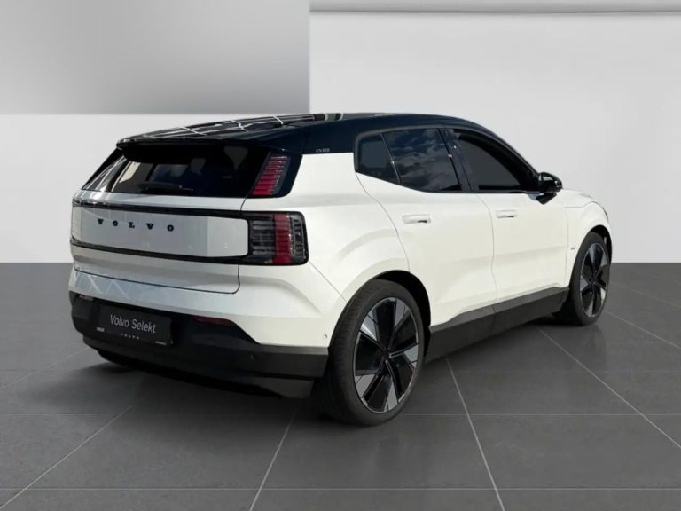 Volvo EX30 Twin Motor Performance AWD Ultra - photo 5