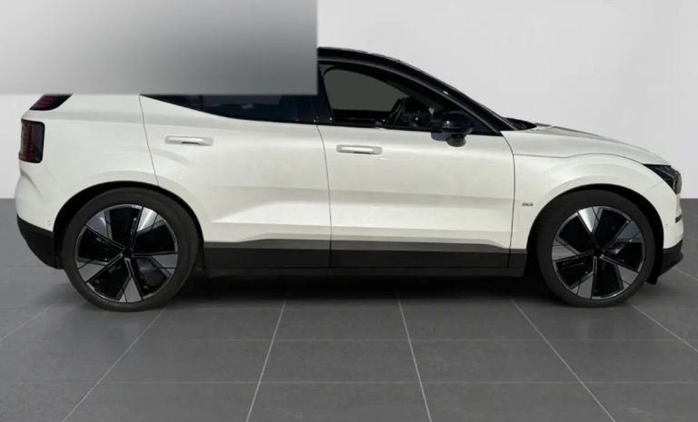 Volvo EX30 Twin Motor Performance AWD Ultra - photo 6