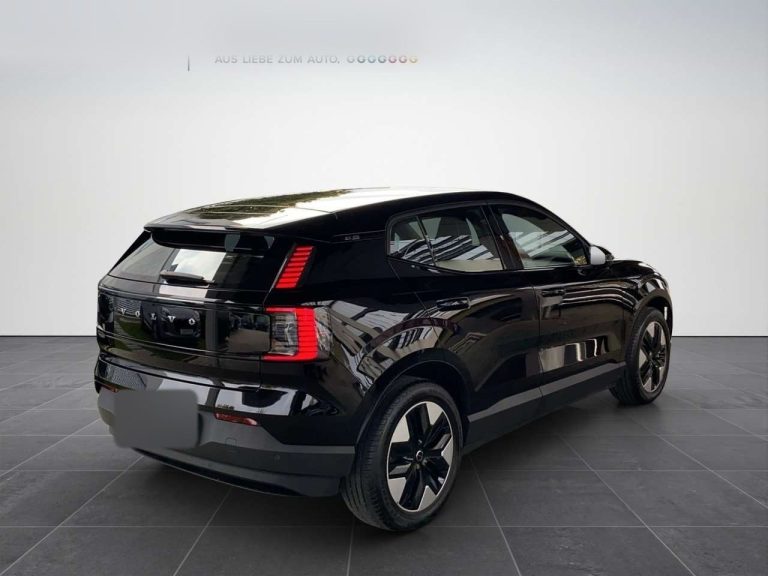 Volvo EX30 Extended Range Core - photo 6