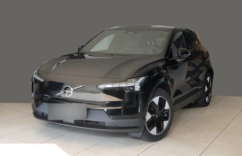 Volvo EX30 Plus Single Motor