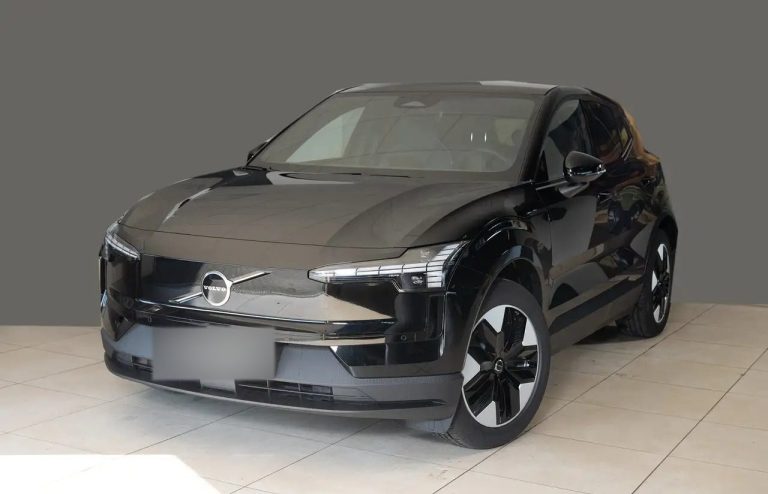 Volvo EX30 Plus Single Motor