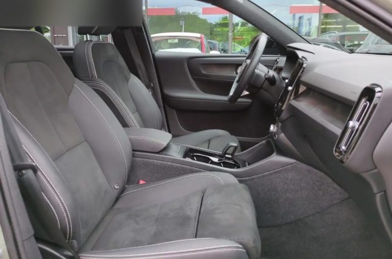 Volvo EX40 Twin Motor AWD - photo 12