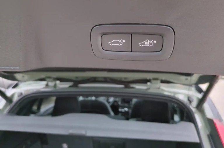 Volvo EX40 Twin Motor AWD - photo 15