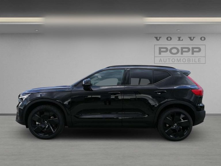 Volvo EX40 Extended Range Black Edition - photo 3