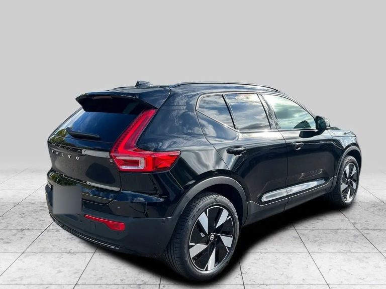 Volvo EX40 Single Motor Extended Range Plus - photo 4