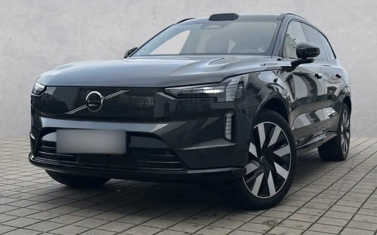 Volvo EX90 Twin Motor Performance Ultra 7 places