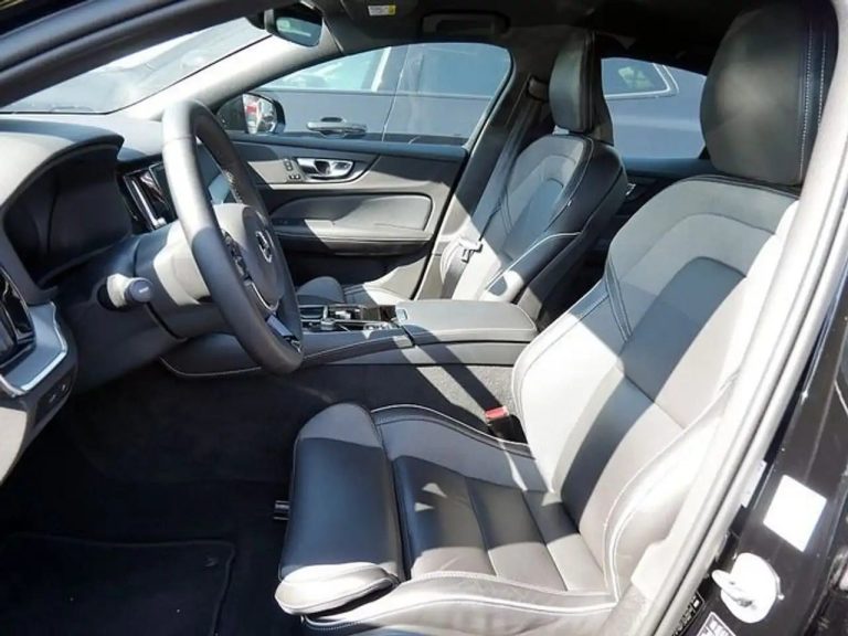 Volvo S60 T8 Recharge Plus Dark AWD - photo 14