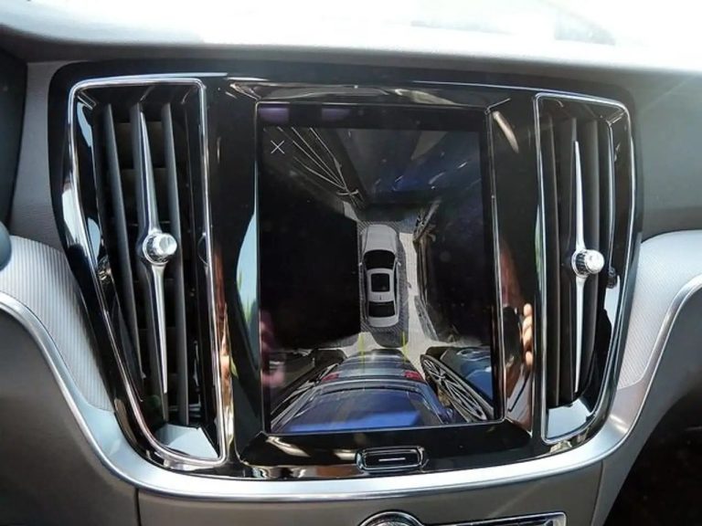 Volvo S60 T8 Recharge Plus Dark AWD - photo 16