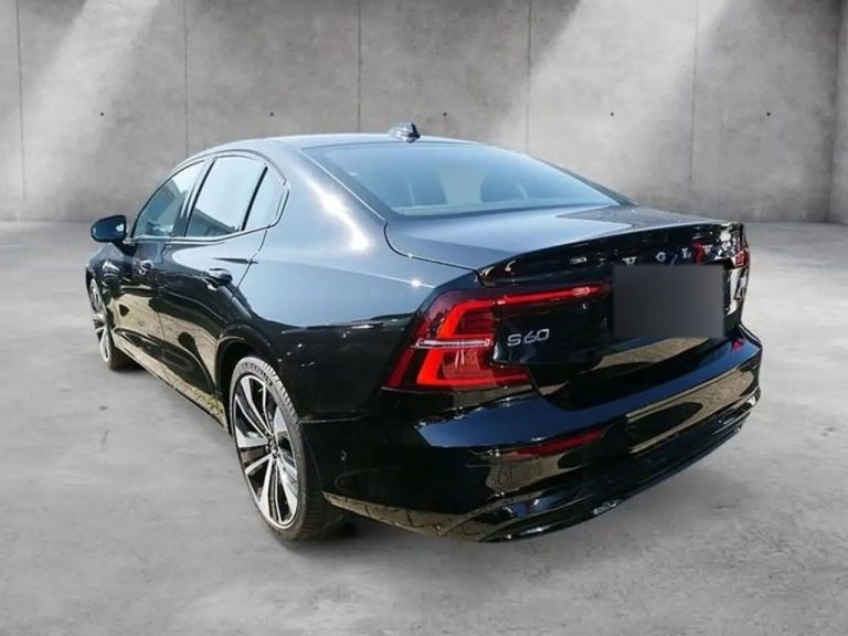 Volvo S60 T8 Recharge Plus Dark AWD - photo 2