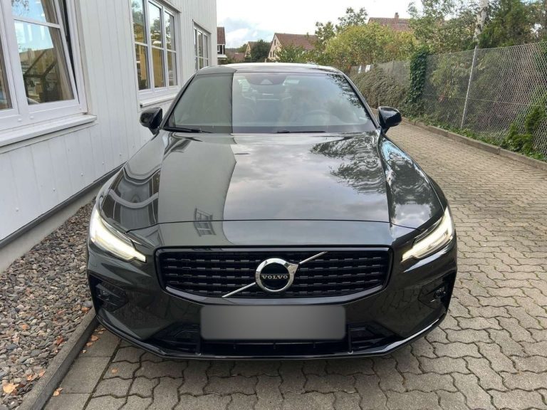 Volvo S60 B4 R-Design - photo 3