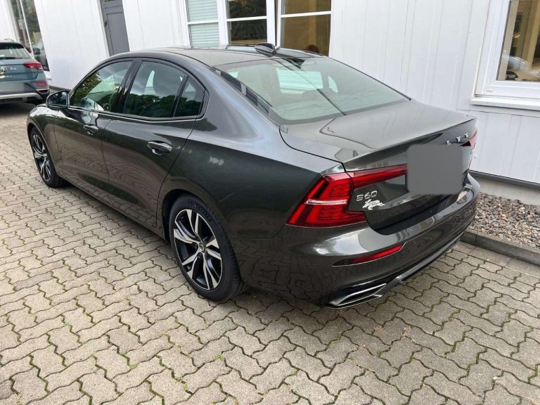 Volvo S60 B4 R-Design - photo 5