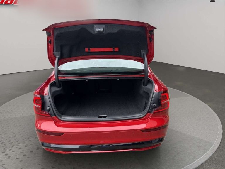 Volvo S60 B4 Plus Dark - photo 12