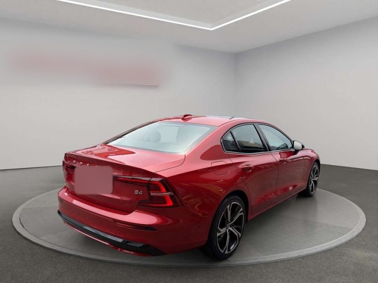 Volvo S60 B4 Plus Dark - photo 2