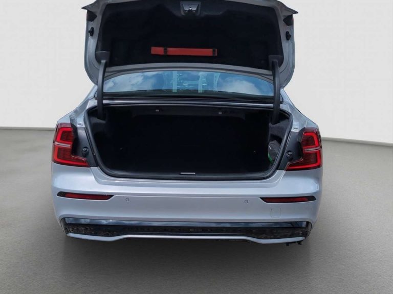 Volvo S60 B4 Plus Dark - photo 4