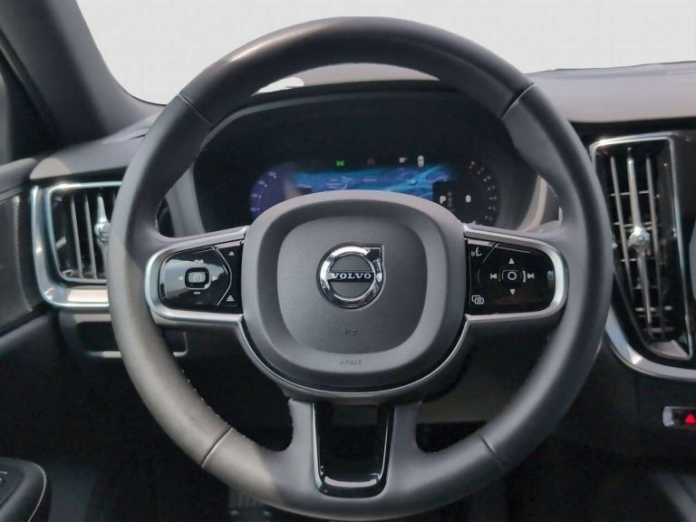 Volvo S60 B4 Plus Dark - photo 5