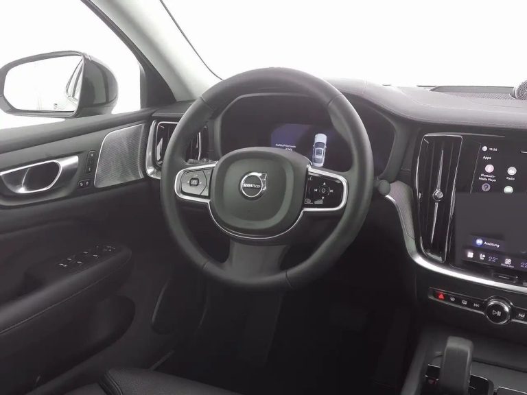 Volvo S60 B5 AWD Ultimate Dark - photo 4