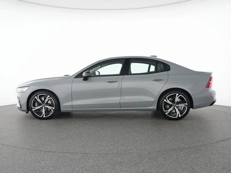Volvo S60 B5 AWD Ultimate Dark - photo 10