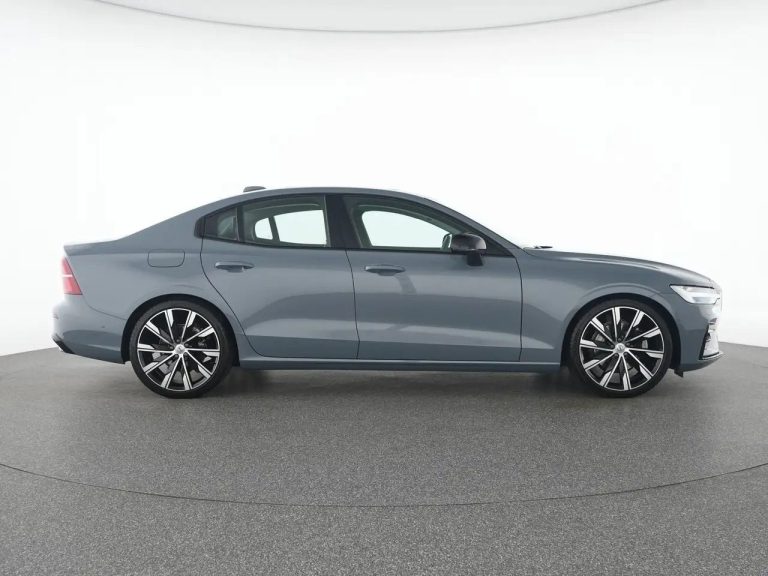 Volvo S60 B4 Plus - photo 12