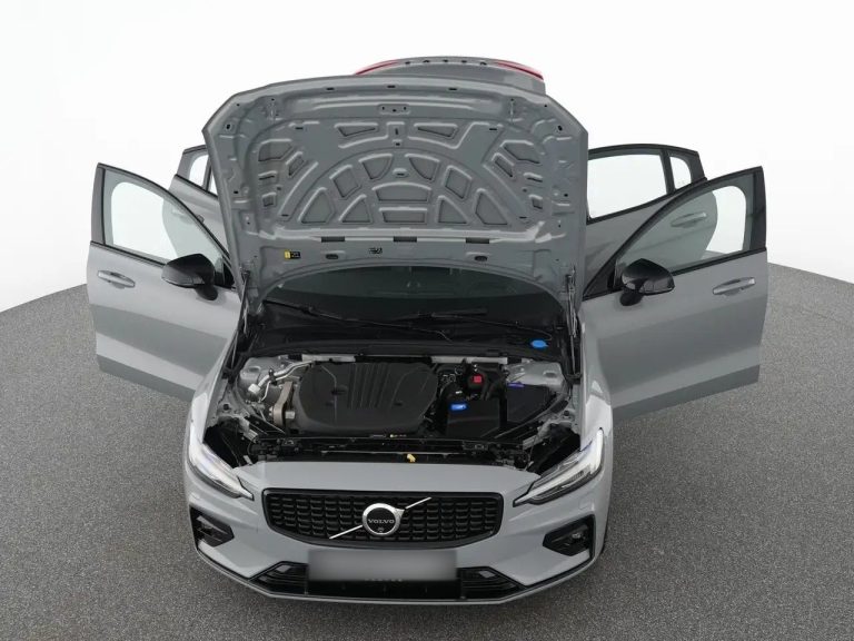 Volvo S60 B5 AWD Ultimate Dark - photo 12