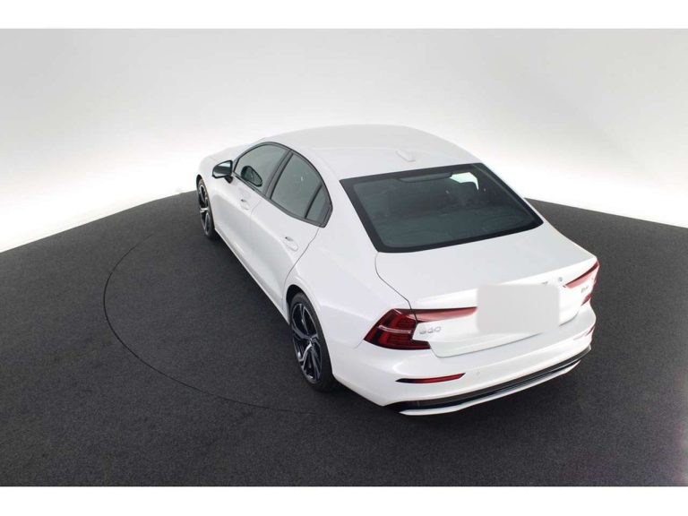 Volvo S60 B4 R-Design - photo 13