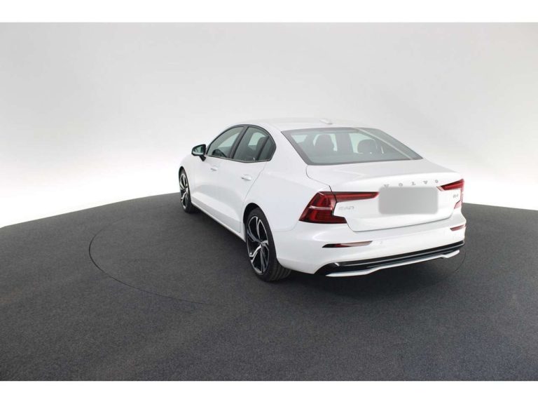 Volvo S60 B4 Plus Dark - photo 2